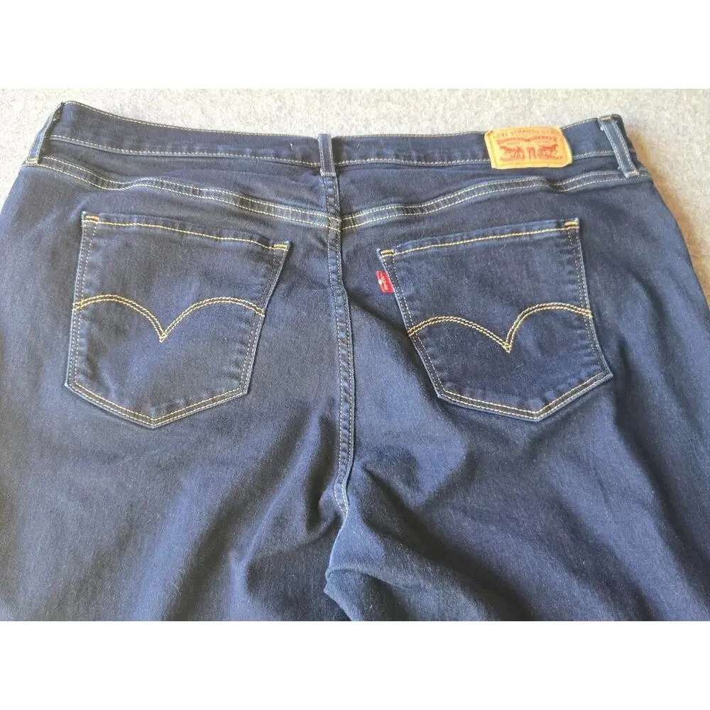 Levis levi 724